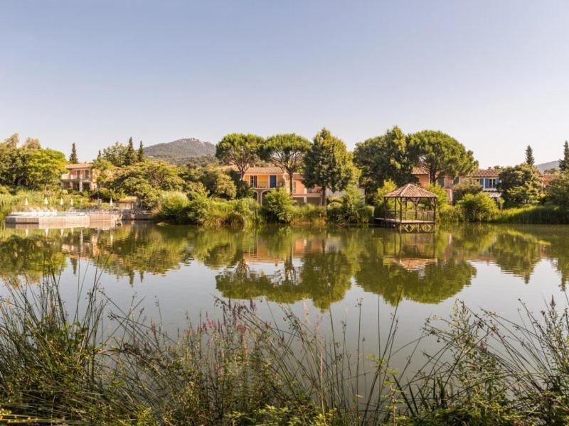Les Restanques Glycines 2067 Grimaud Exterior foto